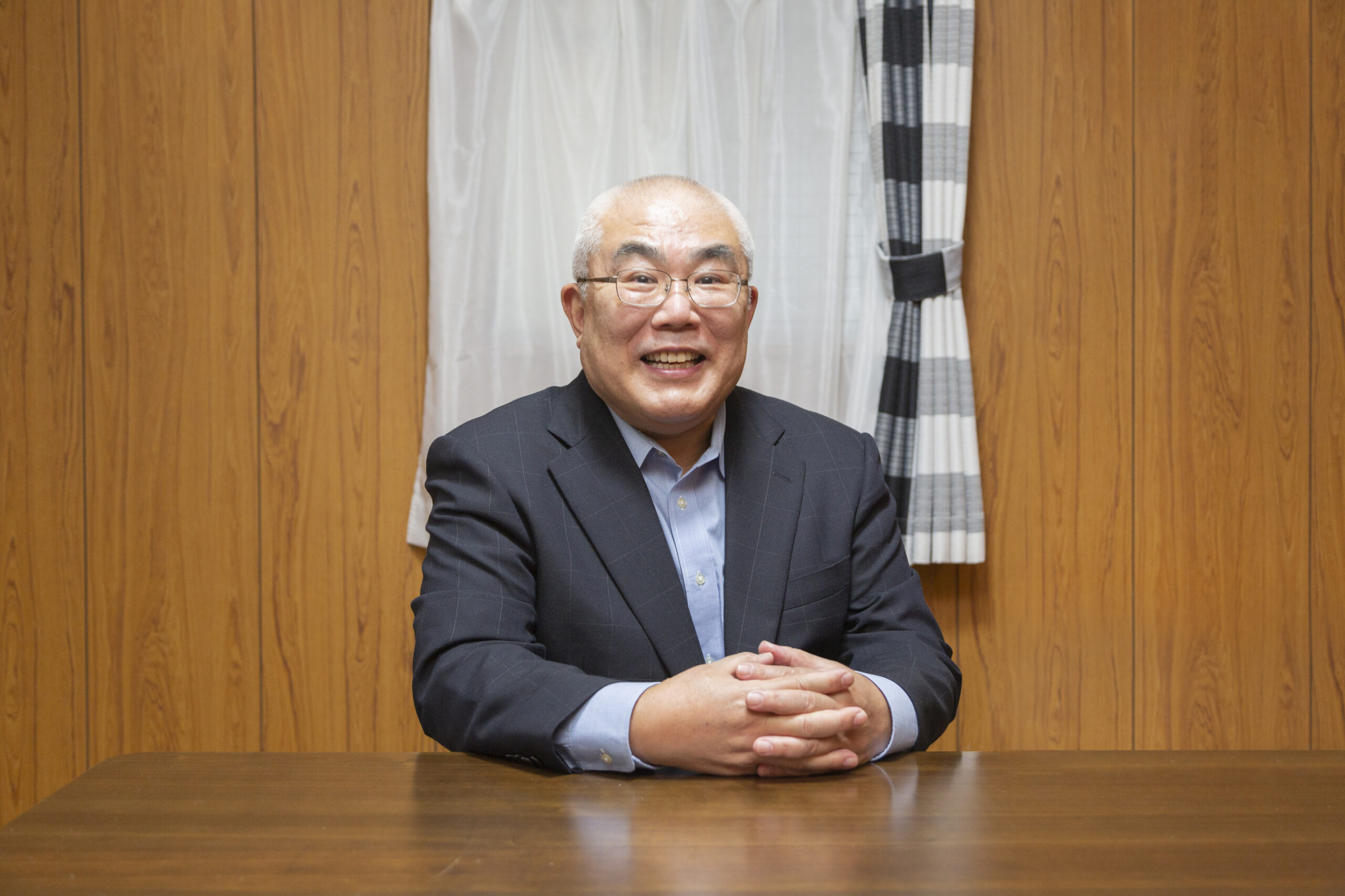 西端先生